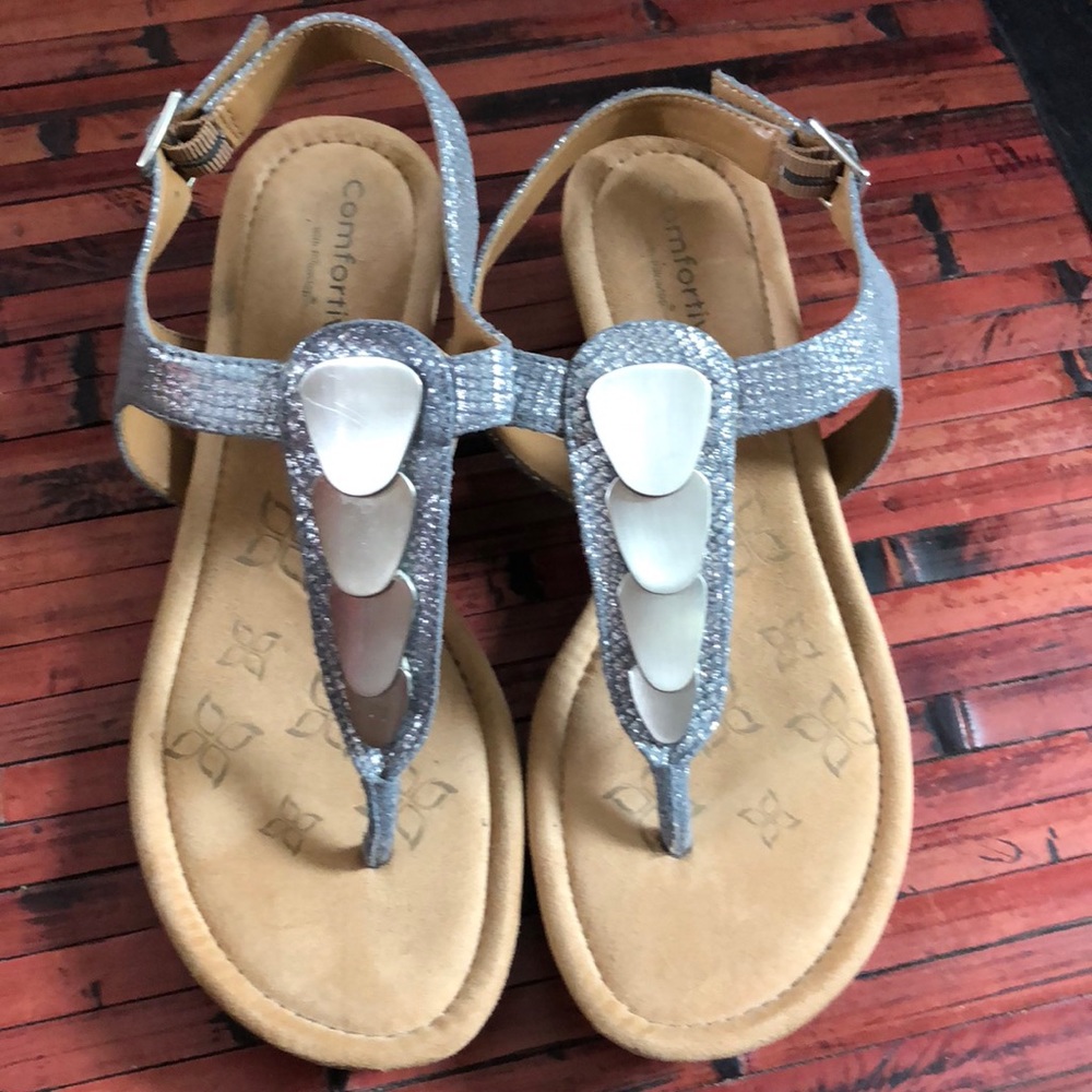 Comfortiva Sandals 9W
